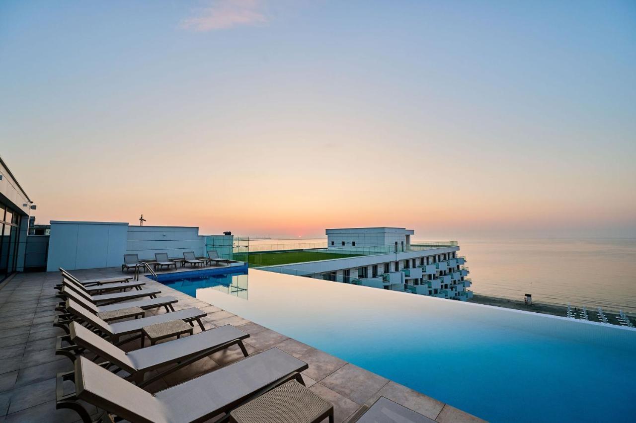 Studio Cornelia Seaview Spa&Pool In Infinity Beach Resort Mamaia Luaran gambar